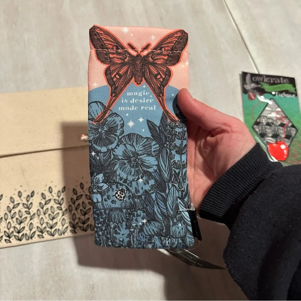 Owlcrate Bookish Bundle
